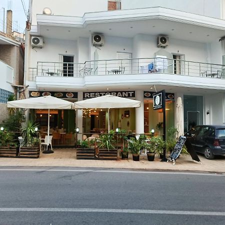 Gusto Di Casa Hotel Sarandë Buitenkant foto